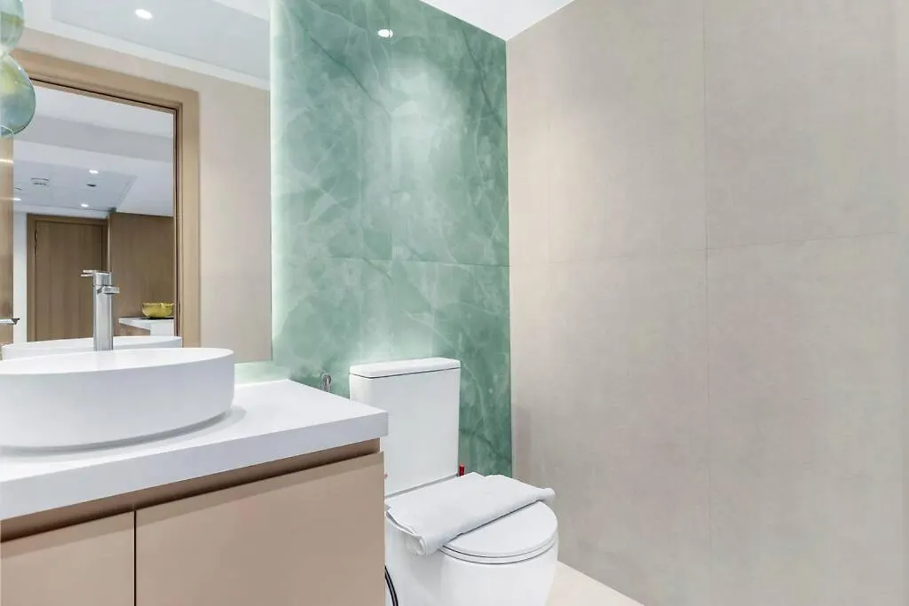 First Class 1Br Modern Downtown Oasis Dubai